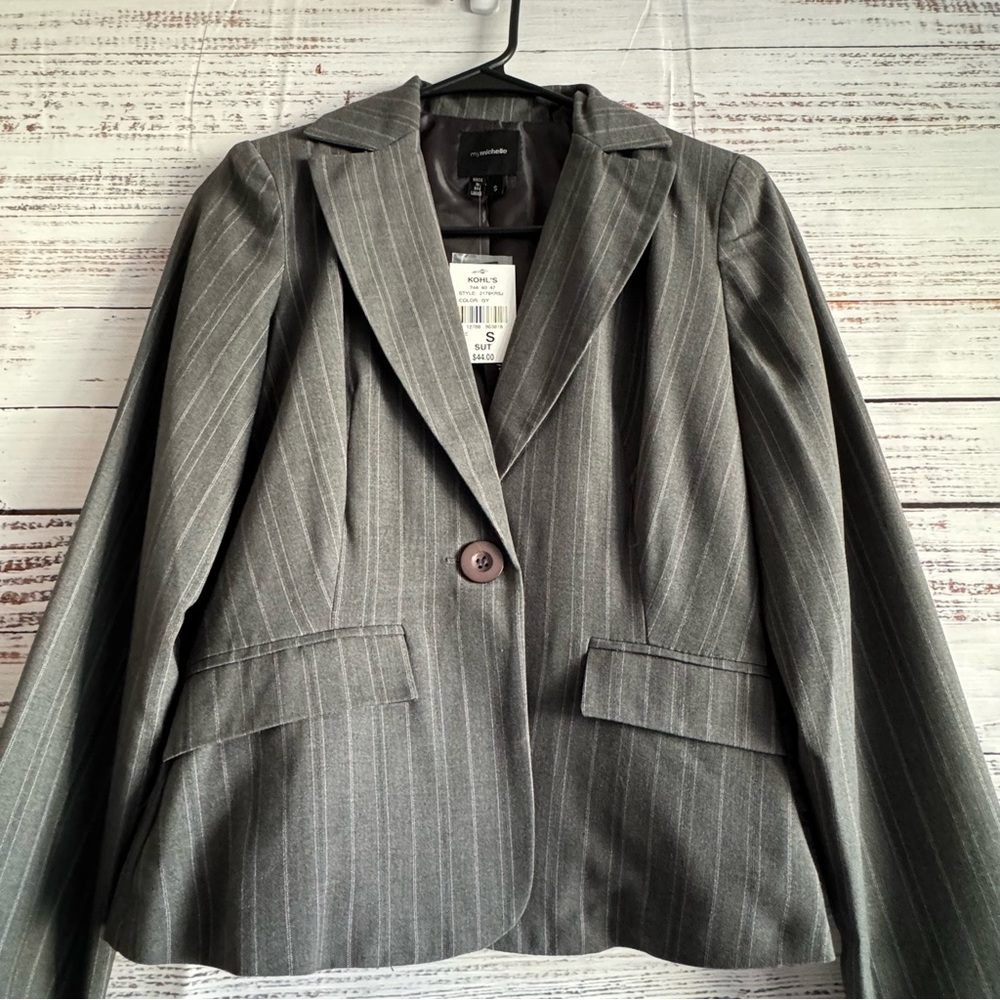 myMichelle Grey Collared Pin Stripped Fitted Button Up Blazer - Size: S